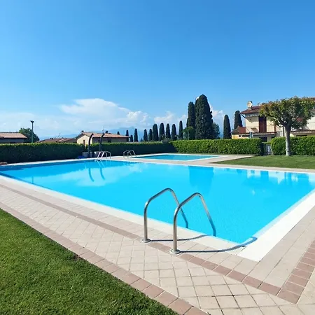 Garda Del Sole Λατζίζε